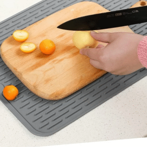 Descubra o Tapete Escorredor de Louça Que Deixa Sua Cozinha Sempre Organizada!